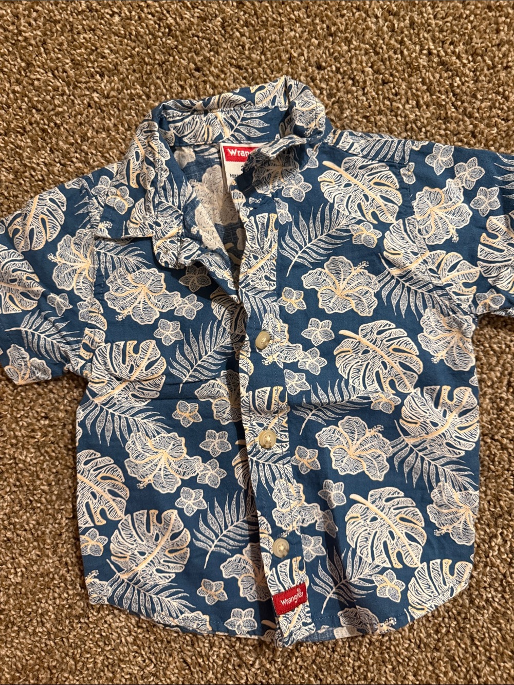 Wrangler Blue Button-Down Shirt with White Tropical Print